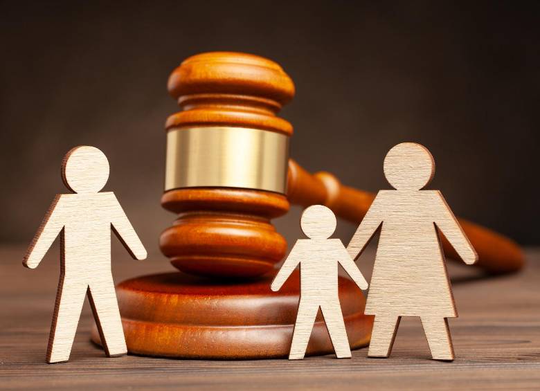 Independientemente de cómo se fije, la cuota debe cubrir los gastos esenciales del menor, tales como alimentación, salud, educación, vivienda, vestuario y recreación. Foto: depositphotos