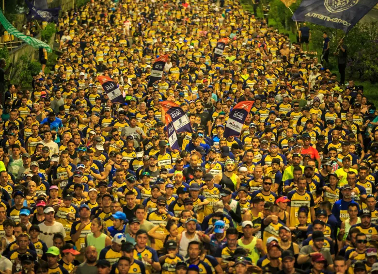 En Medellín cada vez hay más carreras al año, en la Maratón Medellín participaron más de 27.000 personas. Foto: Camilo Suárez