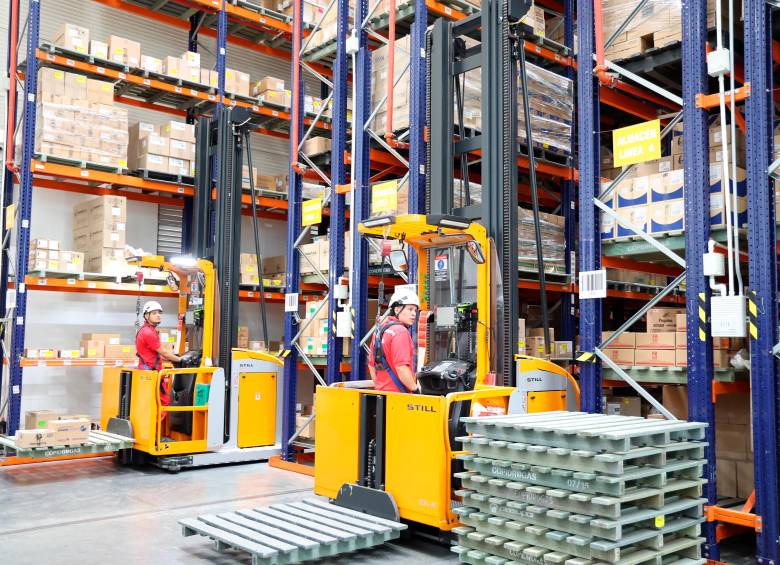 El Centro de distribución de Coopidrogas en Bello abastece a 955 droguerías en Antioquia y Chocó, garantizando el acceso oportuno a medicamentos. FOTO cortesía Coopidrogas