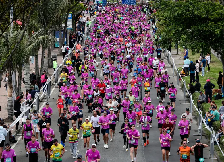 Fueron más de 42.000 personas las que participaron en la Media Maratón de Bogotá. FOTO: Colprensa