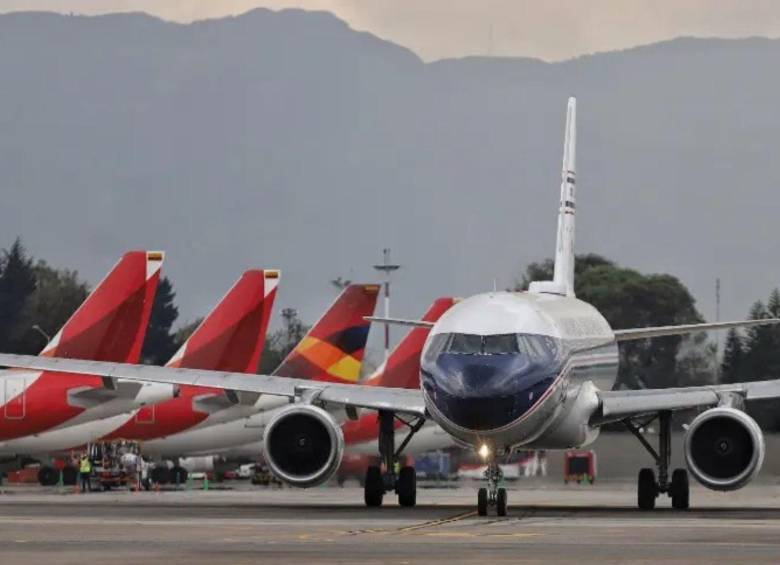 Pese a la emergencia, no se habría parado la operación del Aeropuerto El Dorado. FOTO Colprensa
