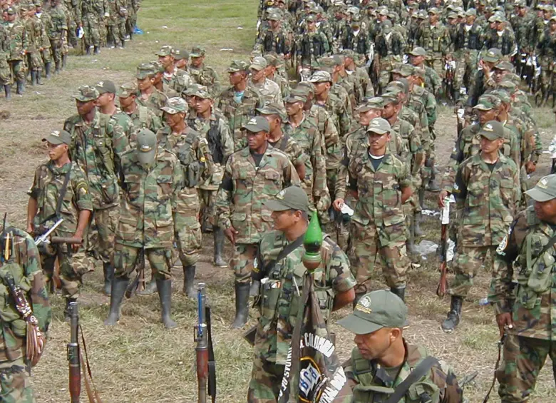Paramilitares en Colombia. FOTO: Indepaz