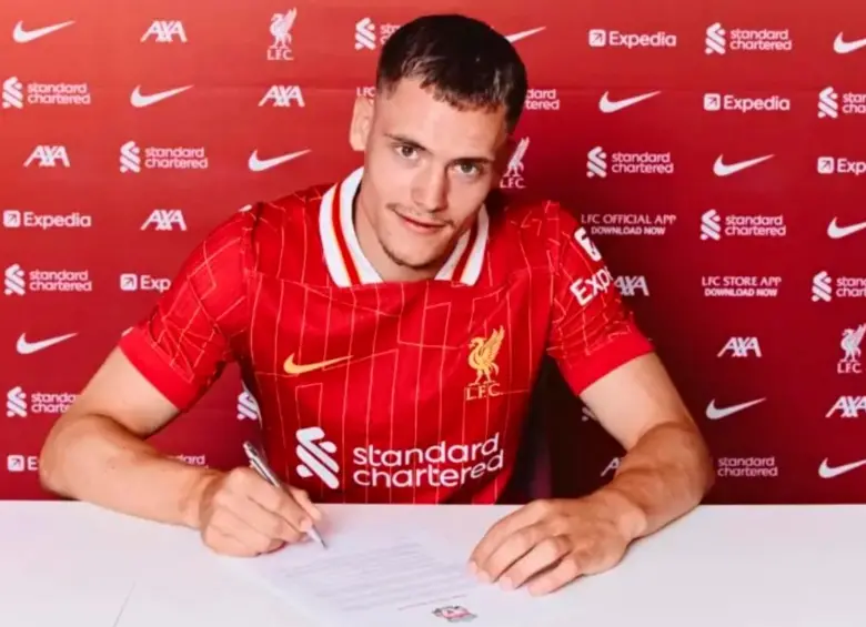 El futbolista alemán Florian Wirtz, de 22 años, es una de las joyas que “rompió” el mercado en la Liga Premier de Inglaterra. FOTO: TOMADA DEL X DE @LFC