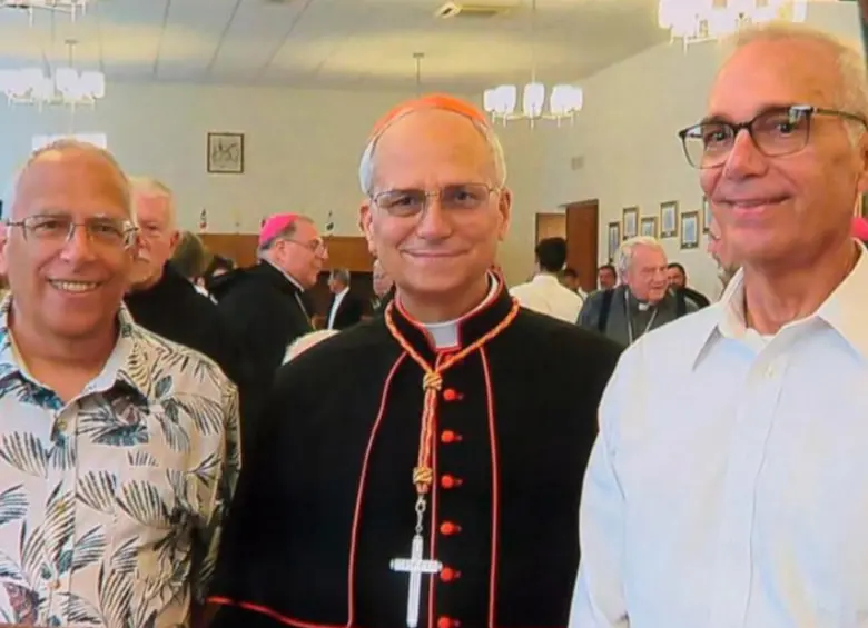 Imagen completa de los hermanos Prevost. De izquierda a derecha, Louis Prevost, Robert Prevost, el papa León XIV, y John Prevost. FOTO: REDES SOCIALES JOHN PREVOST