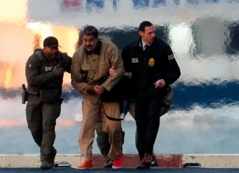 Nicolás Maduro trasladado al Tribunal. Foto: @FoxNews