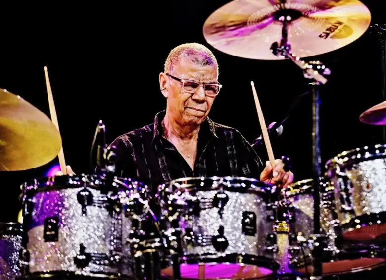Jack DeJohnette murió a los 83 años y fue el alma rítmica del trío de Keith Jarrett, donde el jazz se volvió pura emoción, dejando una huella que todavía resuena. FOTO: Tomada de redes sociales @jackdejohnette_