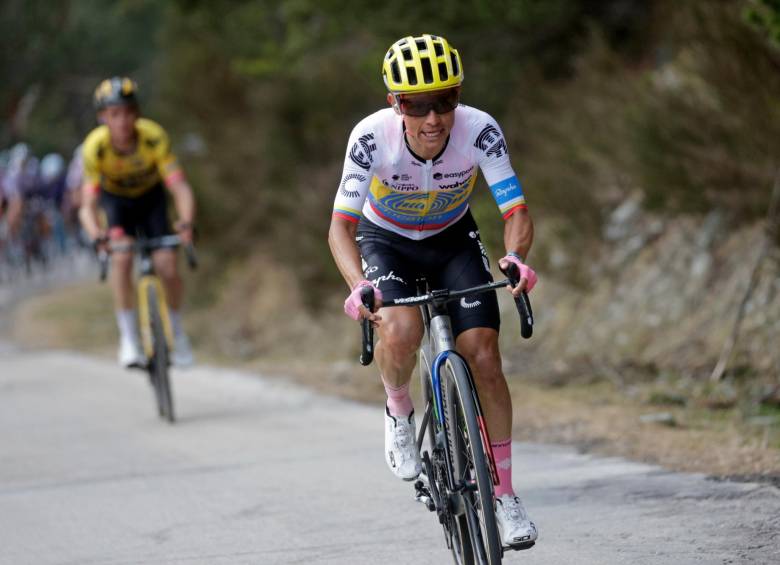 Esteban Chaves es el mejor colombiano en la general de la Vuelta a Cataluña. Es séptimo, a 15 segundos de Roglic. FOTO EFE