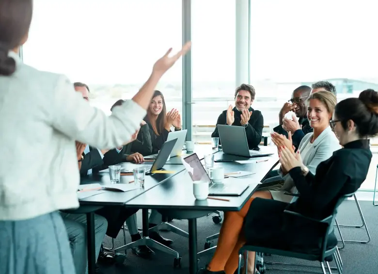 Las empresas están en busca de talento estratégico en áreas de dirección y gerencia. FOTO: GETTY