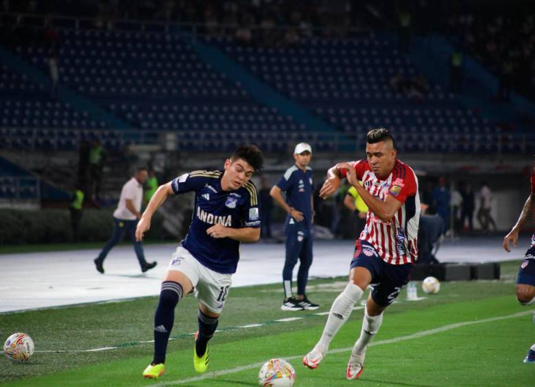 El contrato de derechos de transmisión de los partidos de la Liga colombiana vence en diciembre del 2026. FOTO: COLPRENSA