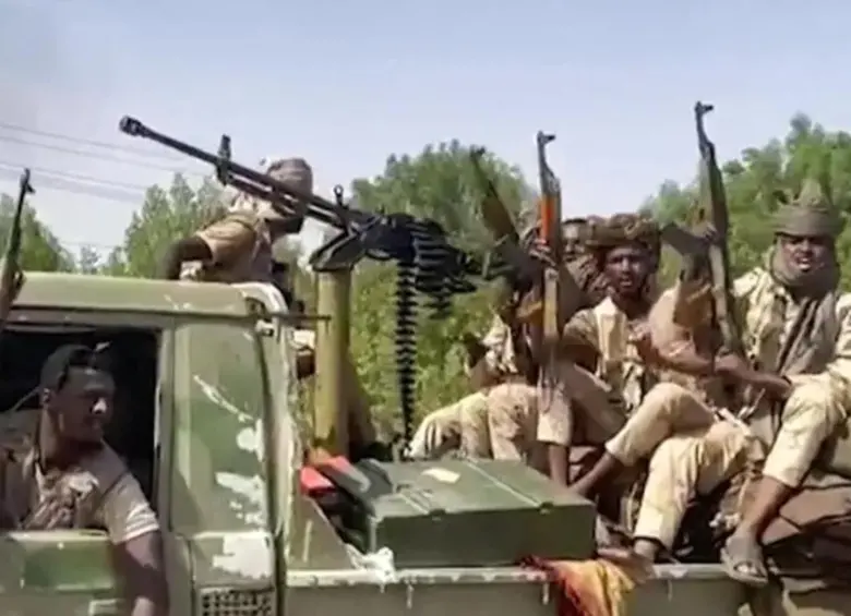 El ejército acusó desde hace tiempo a Emiratos de suministrar armas a las FAR, sobre todo drones, a través del aeropuerto de Nyala. FOTO: Captura video redes sociales 