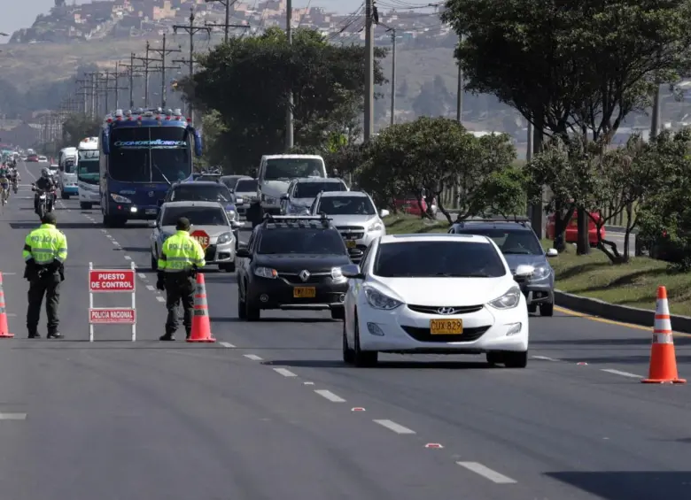 Un puesto de control de las autoridades en las vías del país. FOTO: Ministerio de Transporte