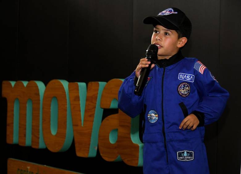 El proceso culminará con un festival central de ciencia escolar, donde 96 grupos compartirán sus propuestas, ideas y hallazgos. FOTO cortesía Alcaldía