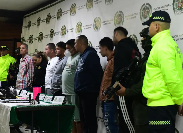 Capturados de la banda ´San Pablo´en el nororiente de Medellín. FOTO: CORTESÍA POLICÍA