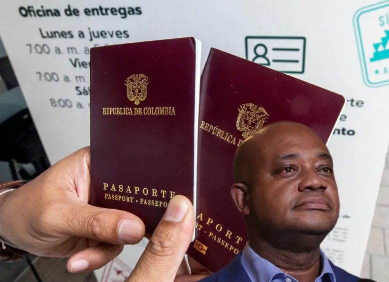 Austria y Alemania presentaron propuestas para fabricar pasaportes durante el paso de Luis Gilberto Murillo por la Cancillería. FOTOS: EL COLOMBIANO y Colprensa