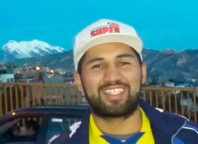 Él era Sergio Blanco, el hincha de Santa Fe que murió el pasado 6 de agosto a las afueras del Movistar Arena. FOTO: Tomada de redes sociales