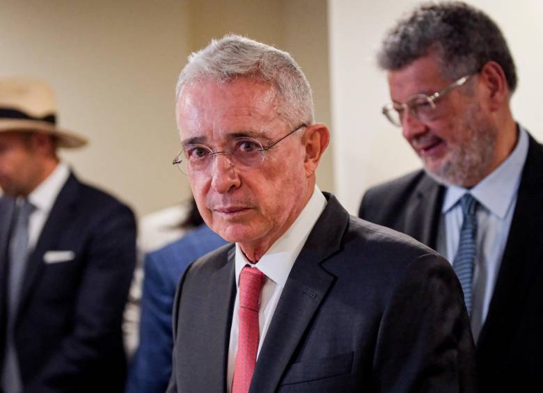 Álvaro Uribe respondió a la alocución presidencial de Gustavo Petro sobre la reforma pensional. FOTO COLPRENSA 