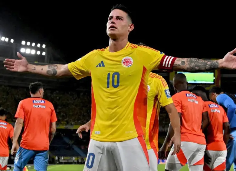 James Rodríguez también es el máximo goleador histórico de Colombia en Eliminatorias con 14 tantos, superando los 13 goles que tenía Radamel Falcao García. FOTO: Conmebol