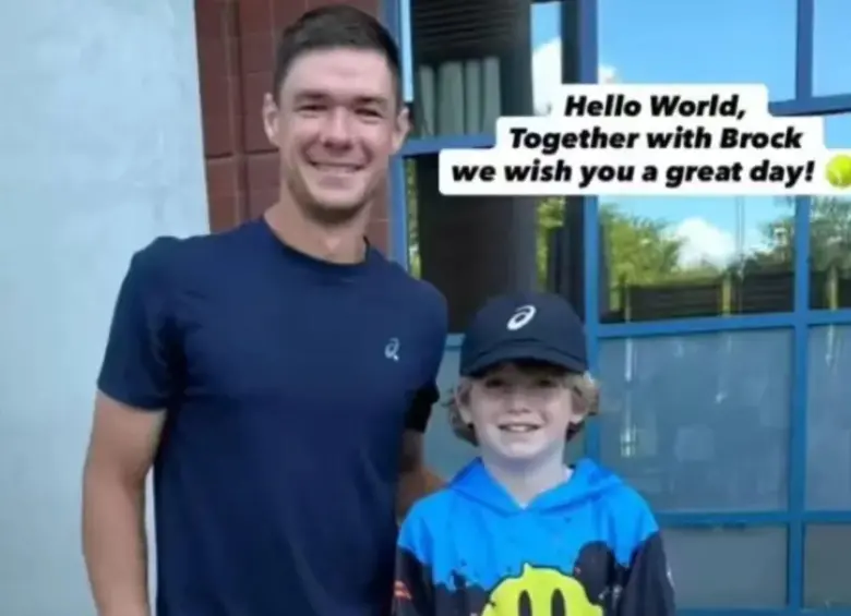 Kamil Majchrzak se encontró con el niño tras el incidente sucedido en el US Open. Foto: redes sociales 