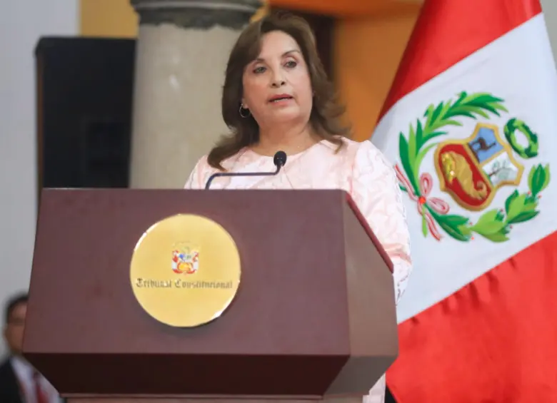 La presidenta de Perú, Dina Boluarte, ahora ganará 35.568 soles. FOTO: REDES SOCIALES DINA BOLUARTE