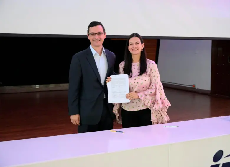 El programa Estud-IA con AWS busca formar a 30 mil personas en habilidades digitales hasta 2027. FOTO: CORTESÍA