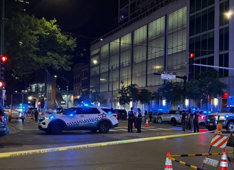 Un tiroteo en Chicago, Estados Unidos, dejó 14 heridos y 4 muertos. FOTO: Tomada de X @LoQueTeAfecta - Armando L. Sánchez / AP