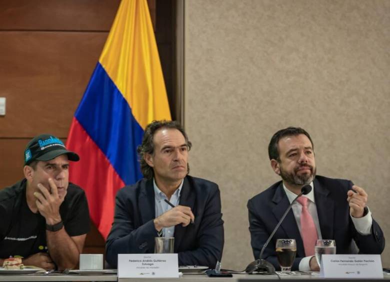 Los alcaldes Alejandro Char (Barranquilla), Federico Gutiérrez (Medellín) y Carlos Fernando Galán (Bogotá) han sido amenazados de muerte. Foto: Colprensa