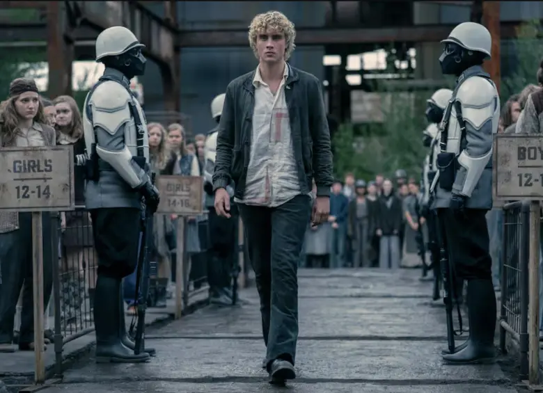 El actor Joseph Zada interpreta al joven Haymitch Abernathy. La película se estrenará el 20 de noviembre. FOTO cortesía