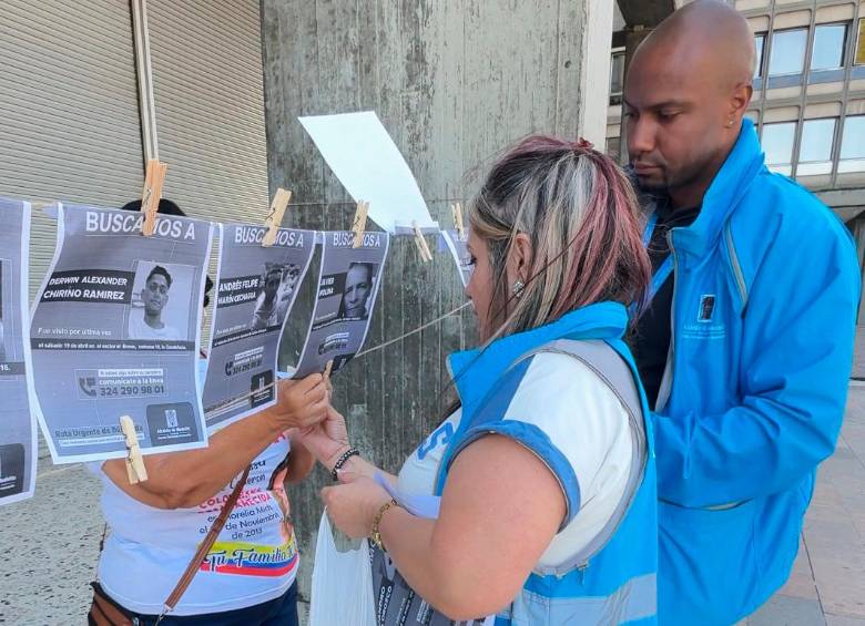 Estamos en la conmemoración de la semana del Detenido Desaparecido, por eso se han realizado actos simbólicos. FOTO CORTESÍA ALCALDÍA