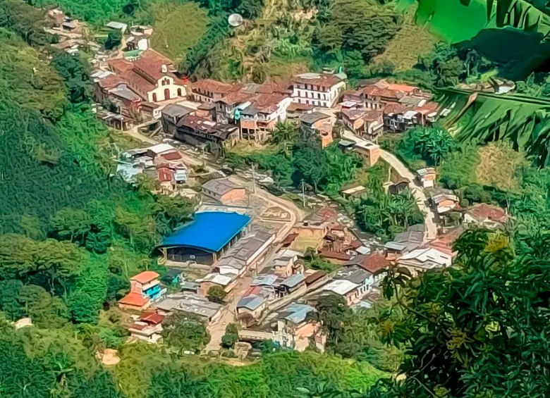 El corregimiento Santa Inés, de Andes, junto con su similar de Santa Rita, son los sitios más críticos de la guerra que se vive en este municipio. Santa Inés, en las noches, se vuelve un pueblo fantasma. FOTO: Cortesía