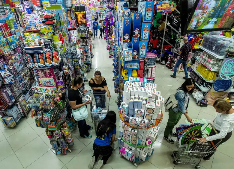 También se destacó el comportamiento del comercio, el transporte y el alojamiento, con un crecimiento de 3,57%. Foto: Camilo Suárez 