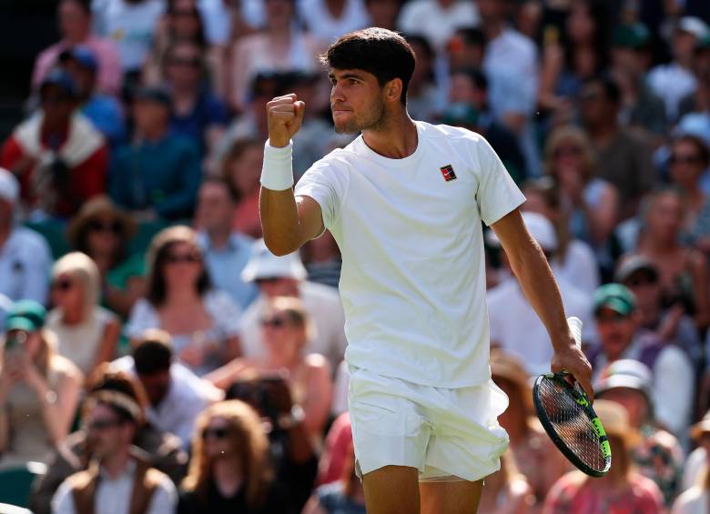 Alcaraz alcanzó su victoria consecutiva número 22 y frente al alemán registró 4 triunfos y una derrota. Foto: GETTY