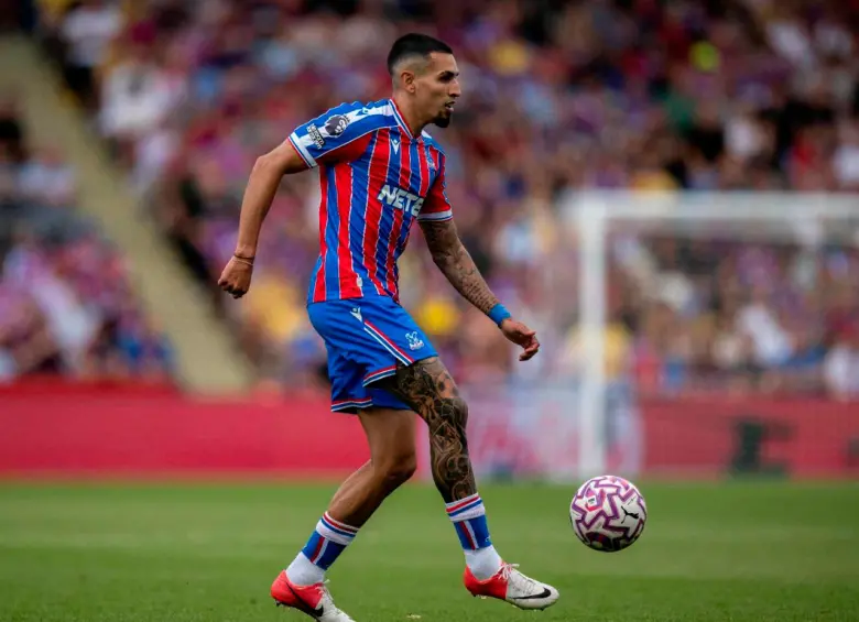 Daniel Muñoz fue titular en el duelo del Palace como visitante ante West Ham y tuvo una buena calificación. FOTO GETTY 