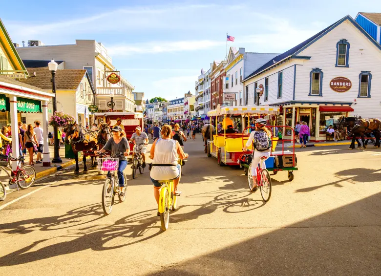 La isla está ubicada enfrente de la costa del estado de Michigan, en donde queda la considerada “ciudad del motor”. FOTO GETTY