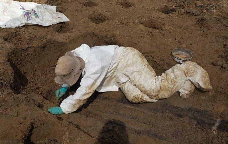 La Unidad de Búsqueda de Personas dadas por Desaparecidas recuperó siete cuerpos en el cementerio de Mancomoján, en medio de labores humanitarias en los Montes de María. Imagen de referencia. Colprensa. 