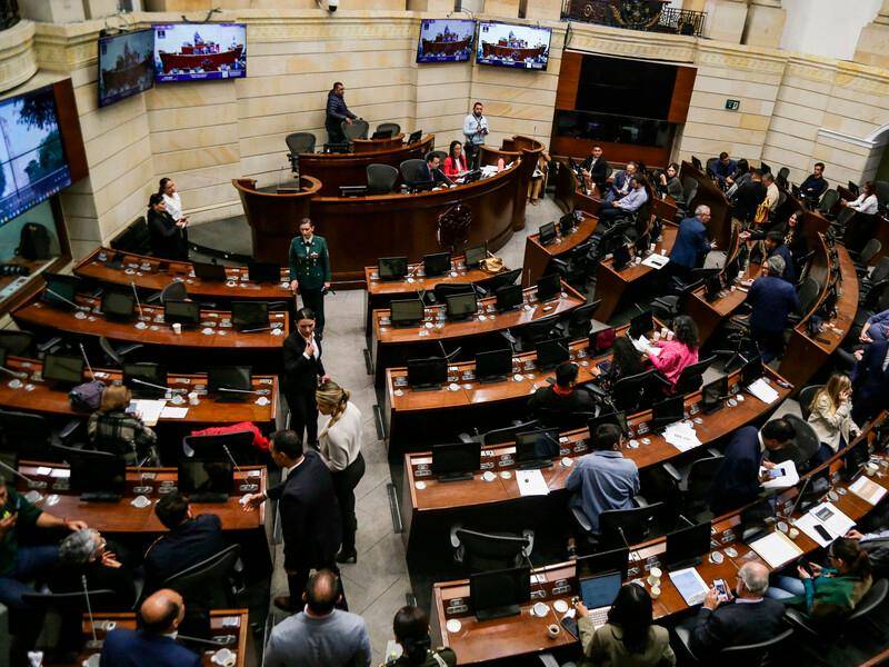 El Congreso retoma sesiones para su último periodo antes del 20 de julio, en medio de menor actividad legislativa y el ambiente de campaña presidencial. FOTO: COLPRENSA
