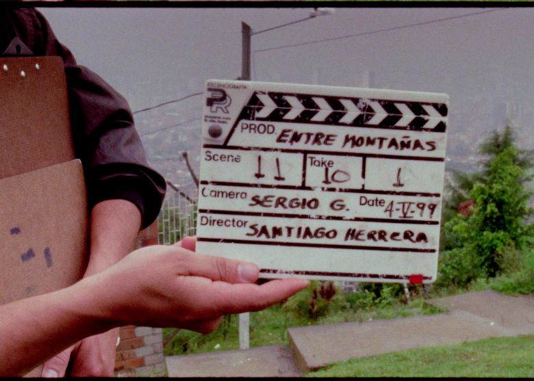 Entre montañas es un documental grabado a principios del siglo, que se inspira en los versos de José Manuel Arango. FOTO cortesía. Entre montañas es un documental grabado a principios del siglo, que se inspira en los versos de José Manuel Arango. FOTO cortesía.