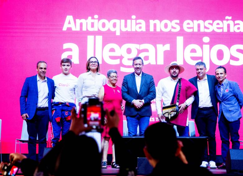 Claro lanzó su campaña “Antioquia nos enseña a llegar lejos”, con historias que inspiran. Foto: EL COLOMBIANO. 