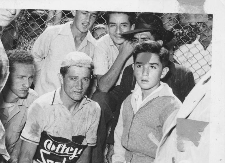 El Marinillo Ramón Hoyos, ídolo en Colombia tras sus hazañas en el ciclismo. FOTO Autor desconocido, Archivo El Colombiano