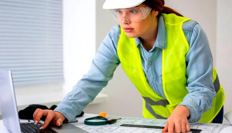 El sector creativo en Colombia ofrece más de 490 vacantes en diseño, arquitectura y artes gráficas. FOTO: GETTY