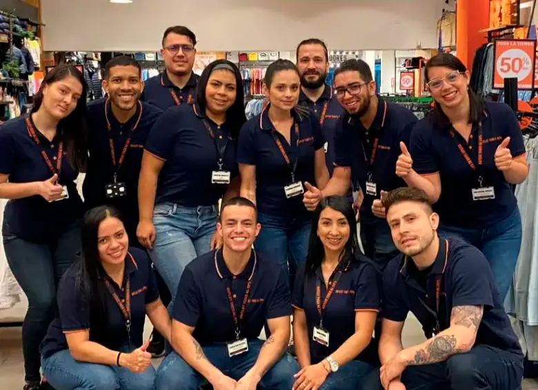 La marca reúne a Chevignon, Esprit, Americanino y Rifle, y busca personal para fortalecer su equipo en varias ciudades del país. FOTO: CORTESÍA