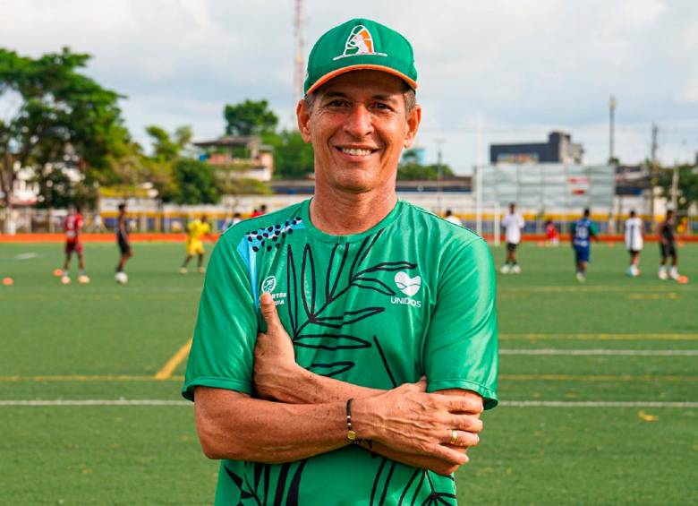 Wilder Zapata dice que el deporte es su pasión. “Es una necesidad ayudar a los talentos de Urabá para que salgan adelante”, comentó. FOTO JUAN PABLO ESTRADA