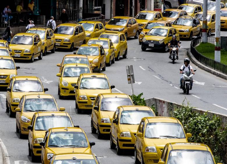 Los taxistas protestarán por el aumento que ha tenido el precio de la gasolina en los últimos meses. Foto: Jaime Pérez