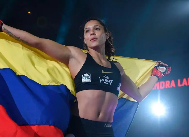 La peleadora antioqueña Alejandra Lara regresó con fuerza al octágono. FOTO GETTY
