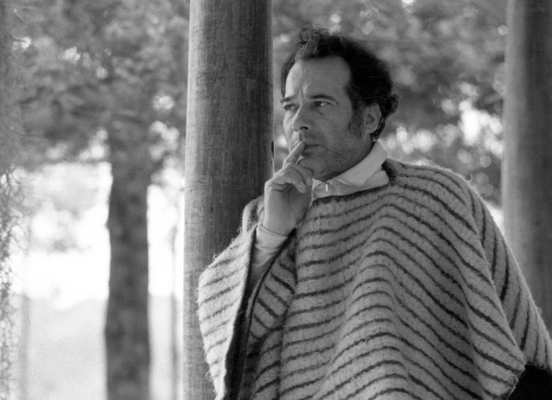 Una foto de Manuel Mejía Vallejo tomada por su amigo Guillermo Angulo.