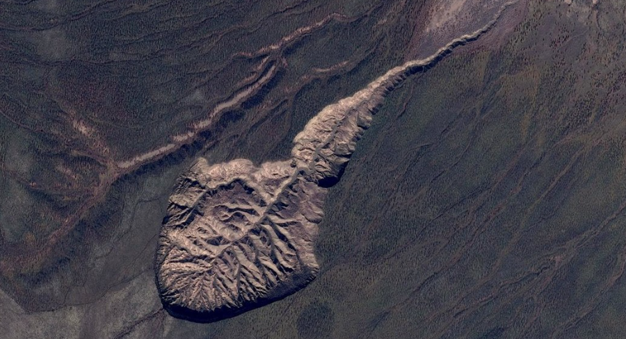 El cráter de Batagaika ha crecido considerablemente en los últimos años, según estudio. FOTO: Google Maps