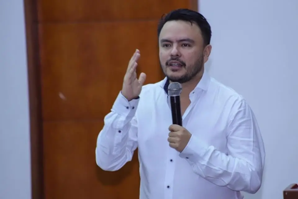 Felipe Harman, director de la Agencia Nacional de Tierras, convirtió la entidad en epicentro de poder y plataforma electoral para sus aliados regionales. FOTO: ALCALDÍA DE VILLAVICENCIO. Felipe Harman, director de la Agencia Nacional de Tierras, convirtió la entidad en epicentro de poder y plataforma electoral para sus aliados regionales. FOTO: ALCALDÍA DE VILLAVICENCIO.