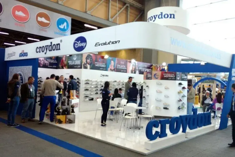Croydon abre su tienda número 100 en Bogotá y pisa firme hacia la expansión nacional e internacional. FOTO: La República. Croydon abre su tienda número 100 en Bogotá y pisa firme hacia la expansión nacional e internacional. FOTO: La República.