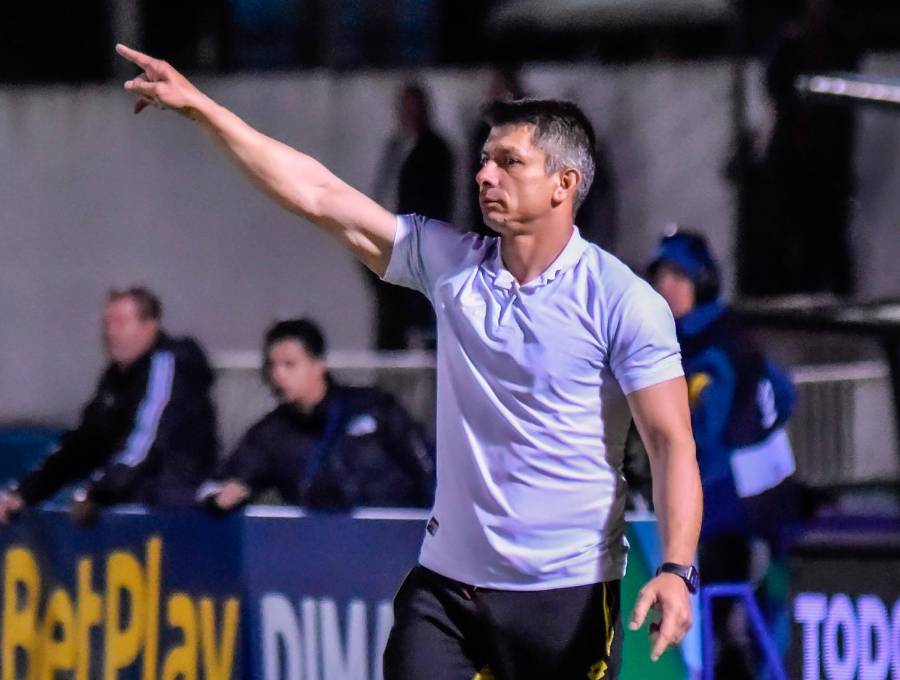 En ninguna de sus últimas dos campañas en el fútbol colombiano (Bucaramanga y Jaguares), Florentín no logró llegar a 10 partidos dirigidos. FOTO: <b>JUAN ANTONIO SÁNCHEZ </b>