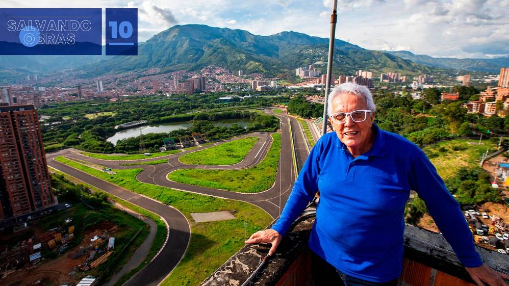 Hernán afirma que el papel de la Contraloría General de la República ha sido fundamental en la continuidad del proyecto y en su acompañamiento a la ciudadanía. Las mesas de diálogo han originado una conversación continua, con información precisa que vela por el cuidado de los recursos y la eficiencia en la construcción de la obra. En la foto, Hernán en la actualidad. Al fondo, el proyecto Central Park.