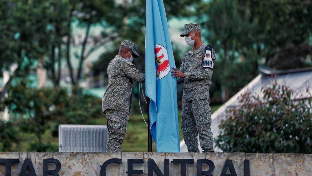 El Hospital Militar porta sus banderas a media asta tras la muerte del Ministro de Defensa. Foto: Colprensa